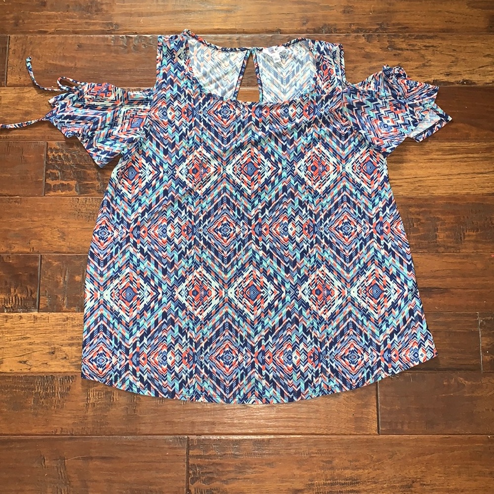 Size Large Maternity Shirt